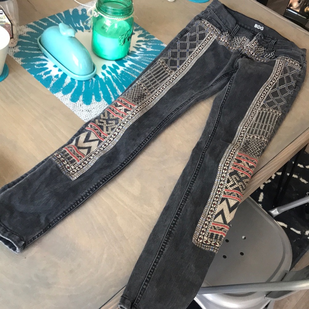 Tribal Print Mid Rise Twig Ankle BDG Jeans